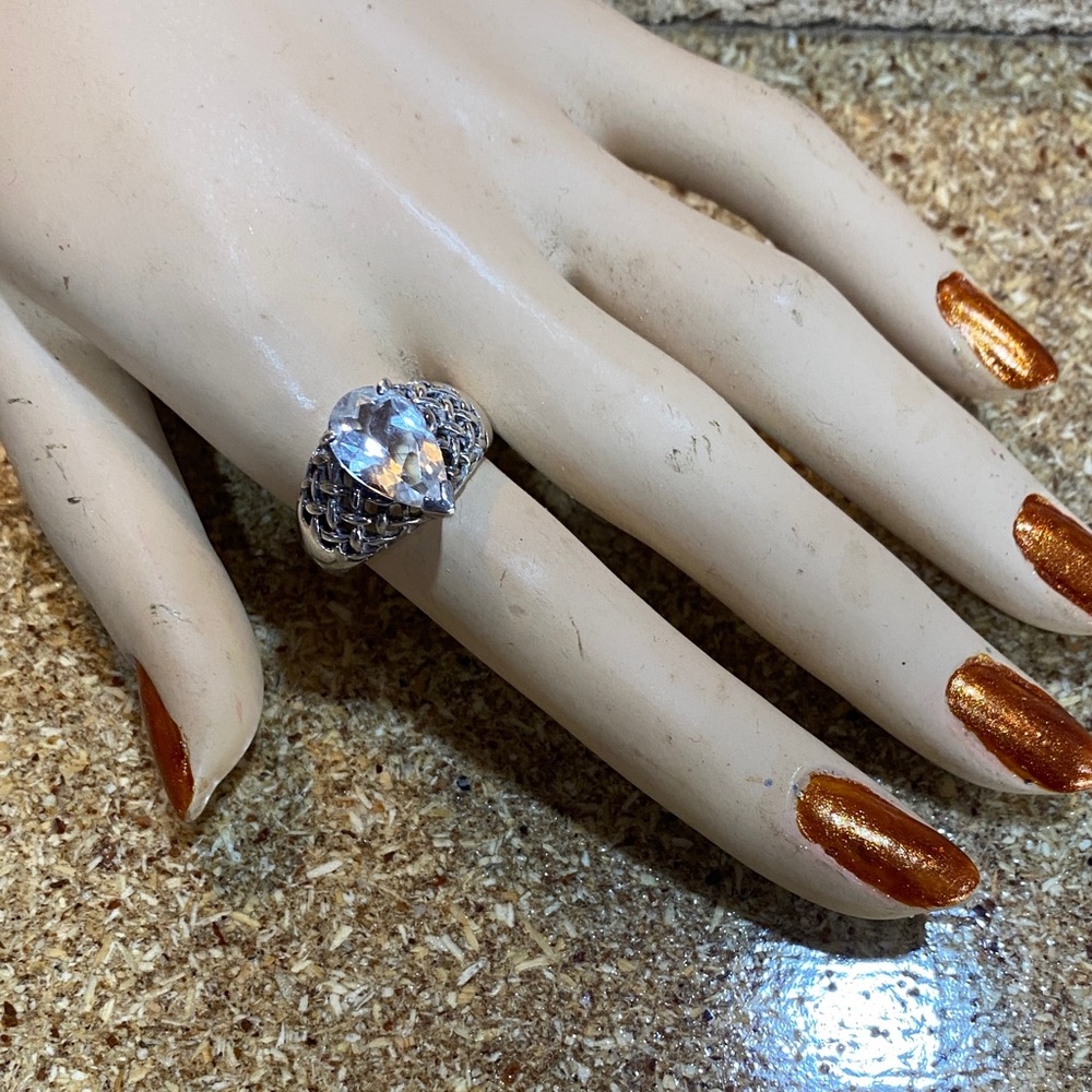 Elegant Silver Ring with Clear Gemstone Sz 8-1/2